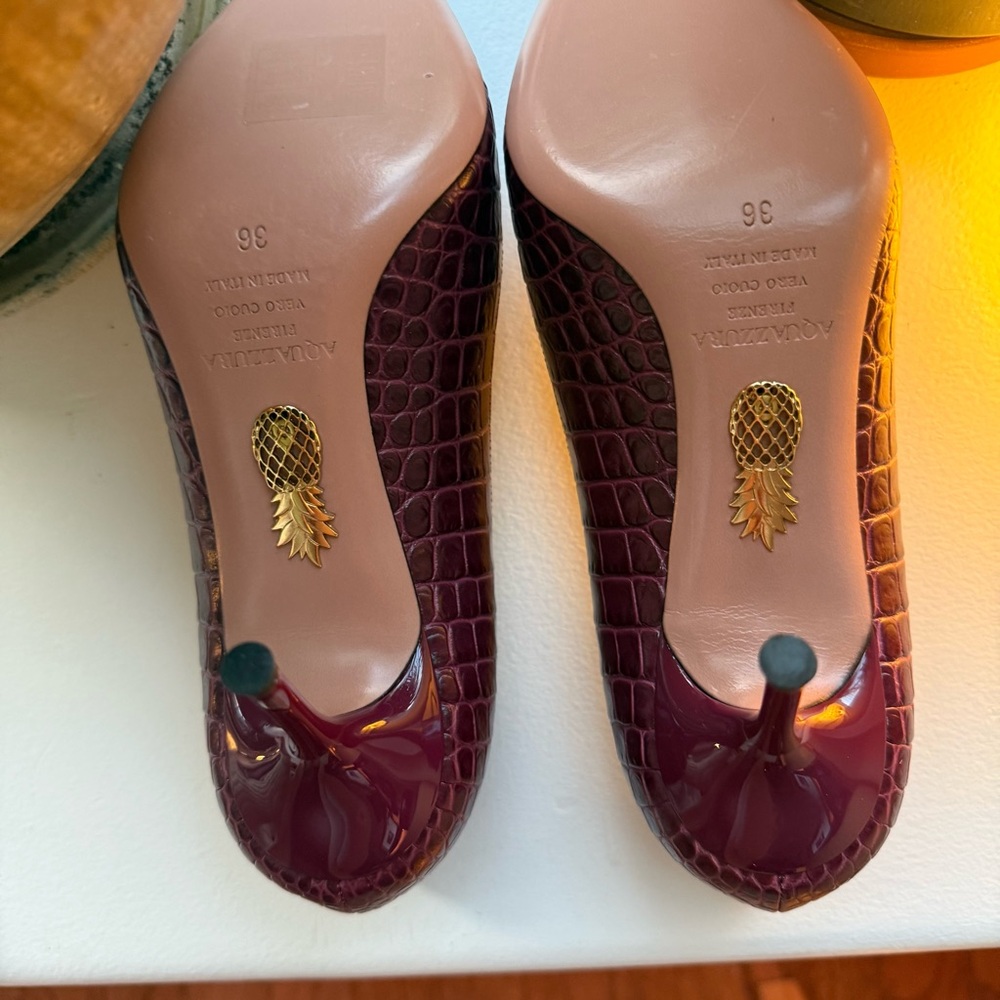 NWT Aquazzura Dark Red Croc-Embossed Heels - Picture 7 of 10